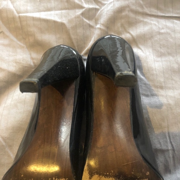 Stuart Weitzman pumps - Picture 7 of 10